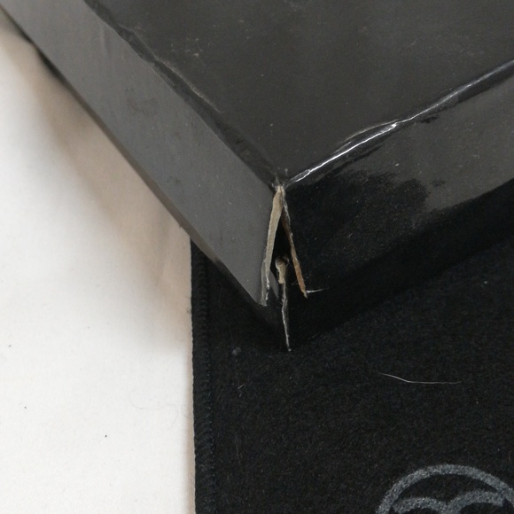 Vintage Chanel sunglasses - Picture 9 of 11